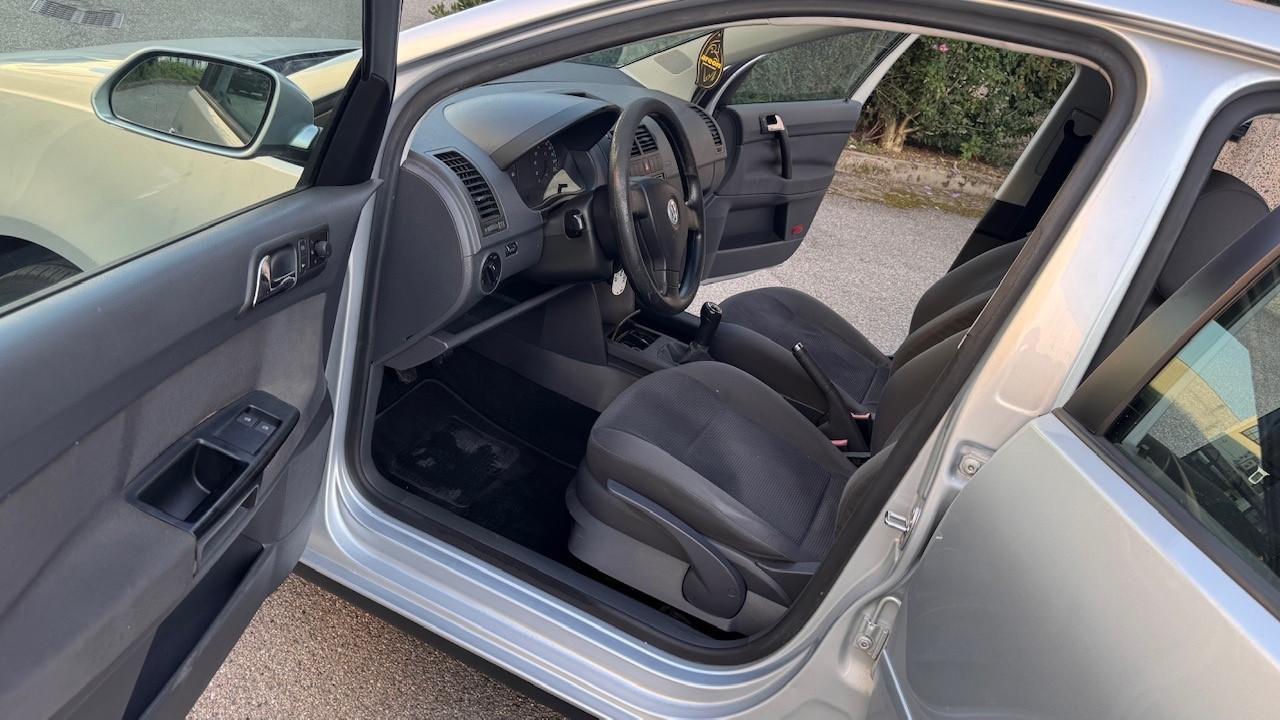 Volkswagen Polo 1.4/80CV 16V 5p. Comfortline