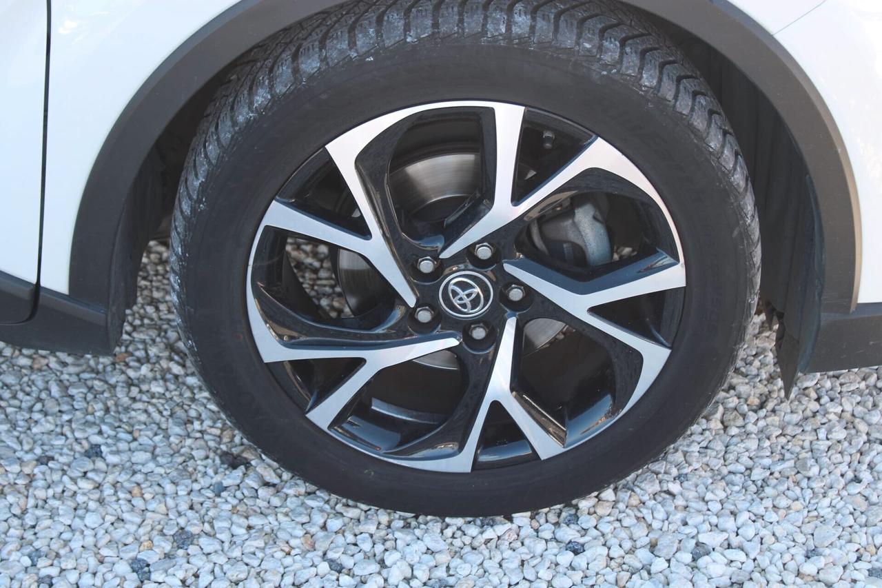 Toyota C-HR 1.8 Hybrid E-CVT Trend