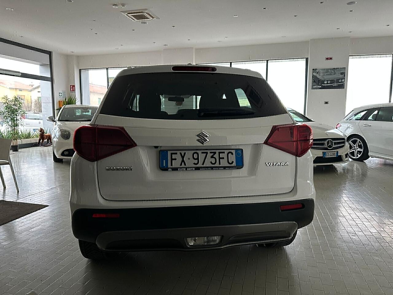 Suzuki Vitara 1.0 Boosterjet Starview