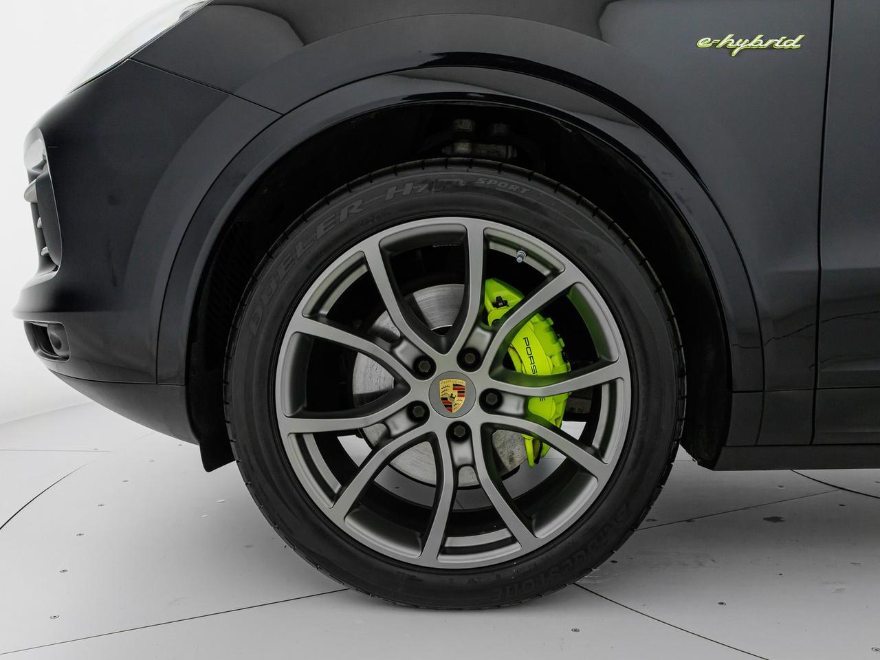 Porsche Cayenne 3.0 e-hybrid tiptronic