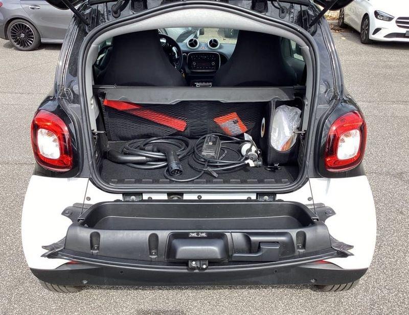 smart fortwo EQ PURE 4,6KW