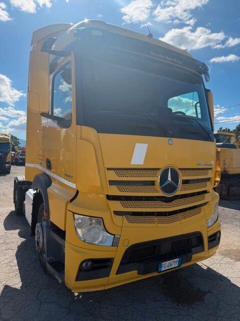 Trattore Stradale Mercedes Actros 1842