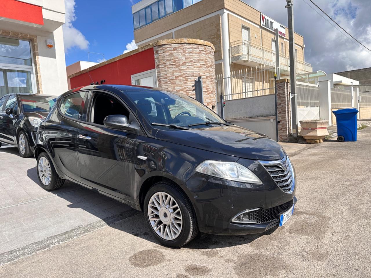 Lancia Ypsilon 1.3 MJT 95 CV Platinum-2013