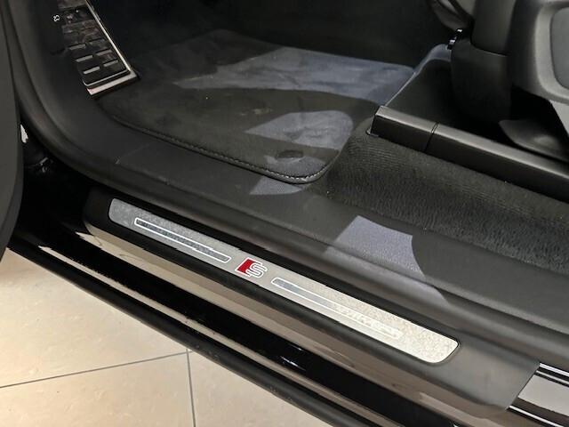 Audi Q8 50 TDI 286 CV quattro tiptronic Sport