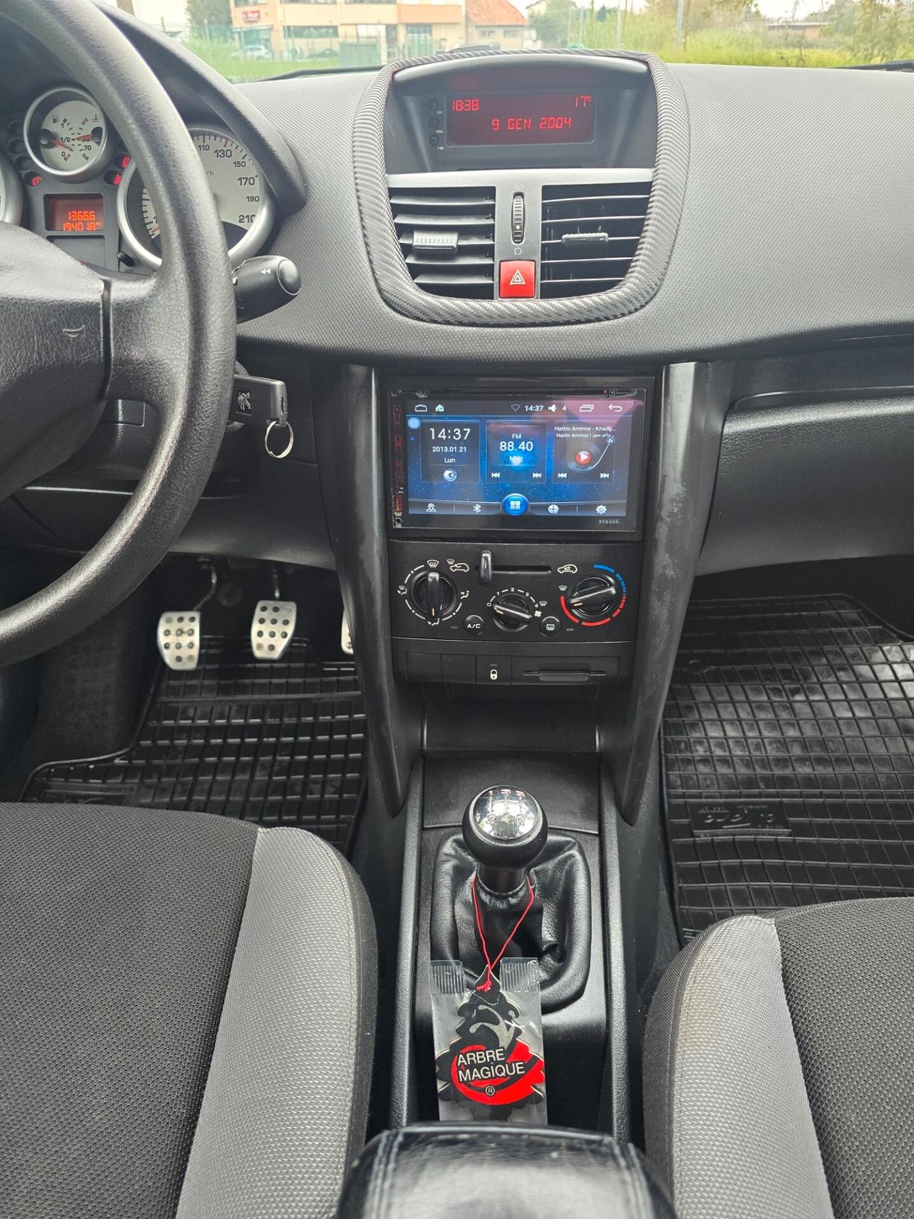Peugeot 207 1.4 GPL con GARANZIA- NEOPATENTATI