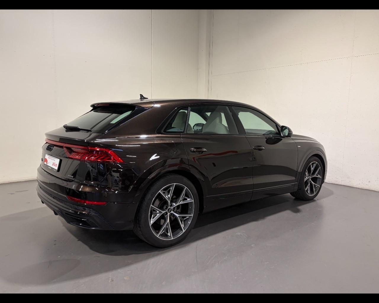 AUDI Q8 50 TDI MHEV QUATTRO S-TRONIC S LINE EDITION