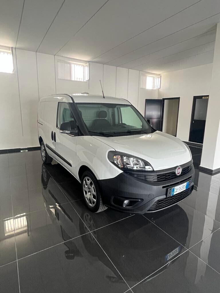 Fiat Dobl&amp;amp;amp;amp;ograve; 1.4 T-Jet 16V Natural Power Easy