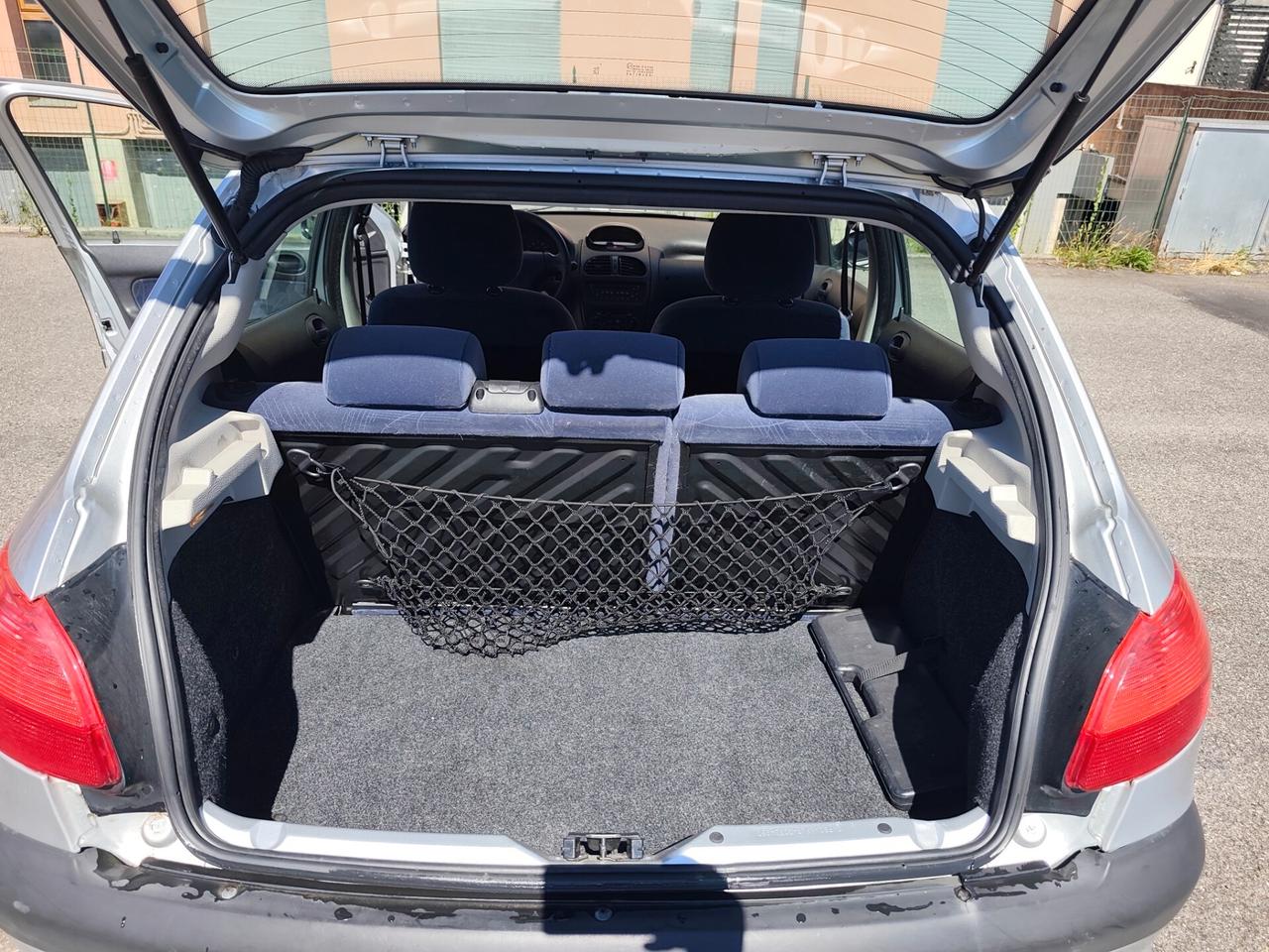 Peugeot 206 1.4 Benz automatica 5 porte