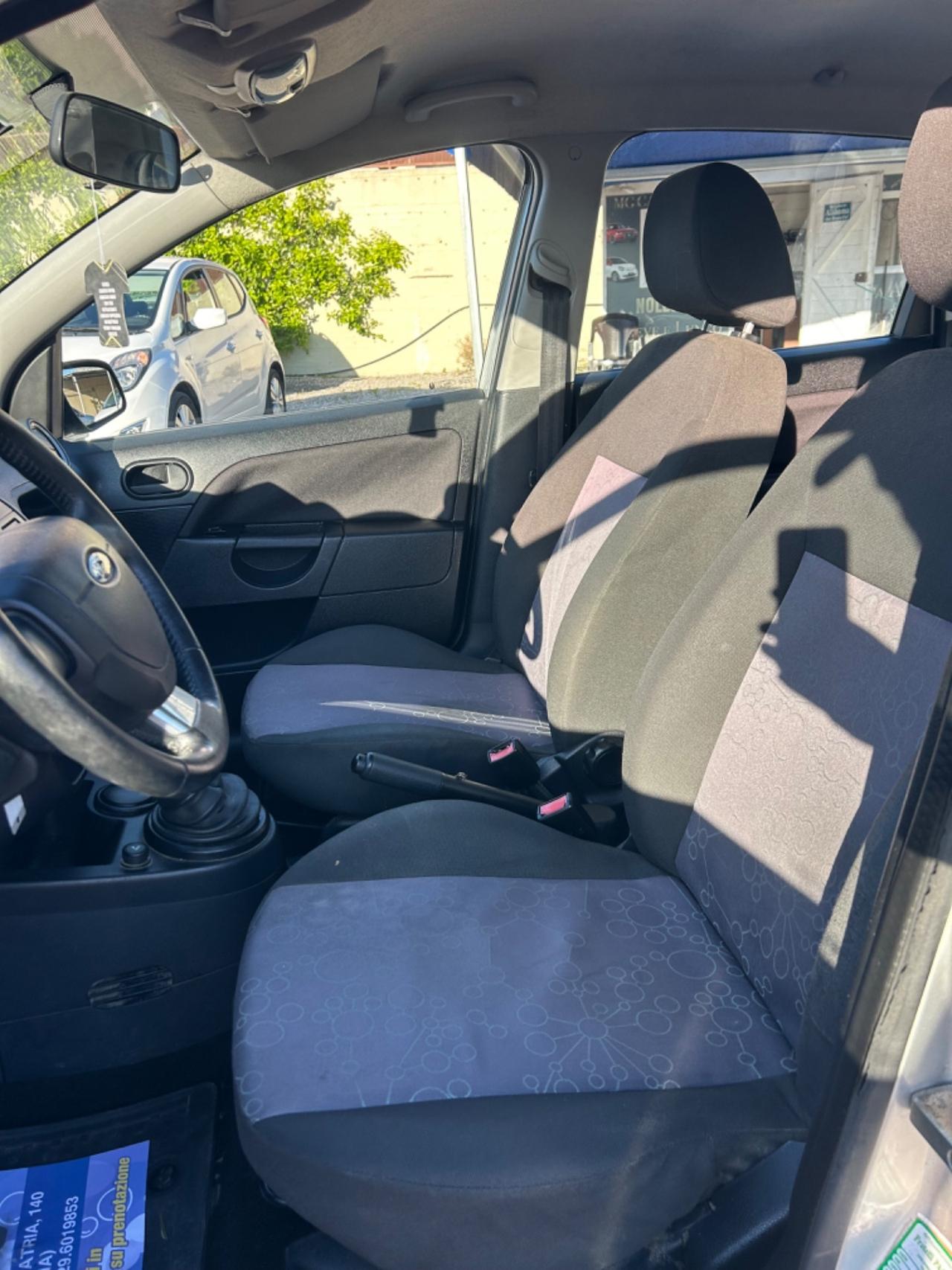 Ford Fiesta 1.4 TDCi 5p. Ghia