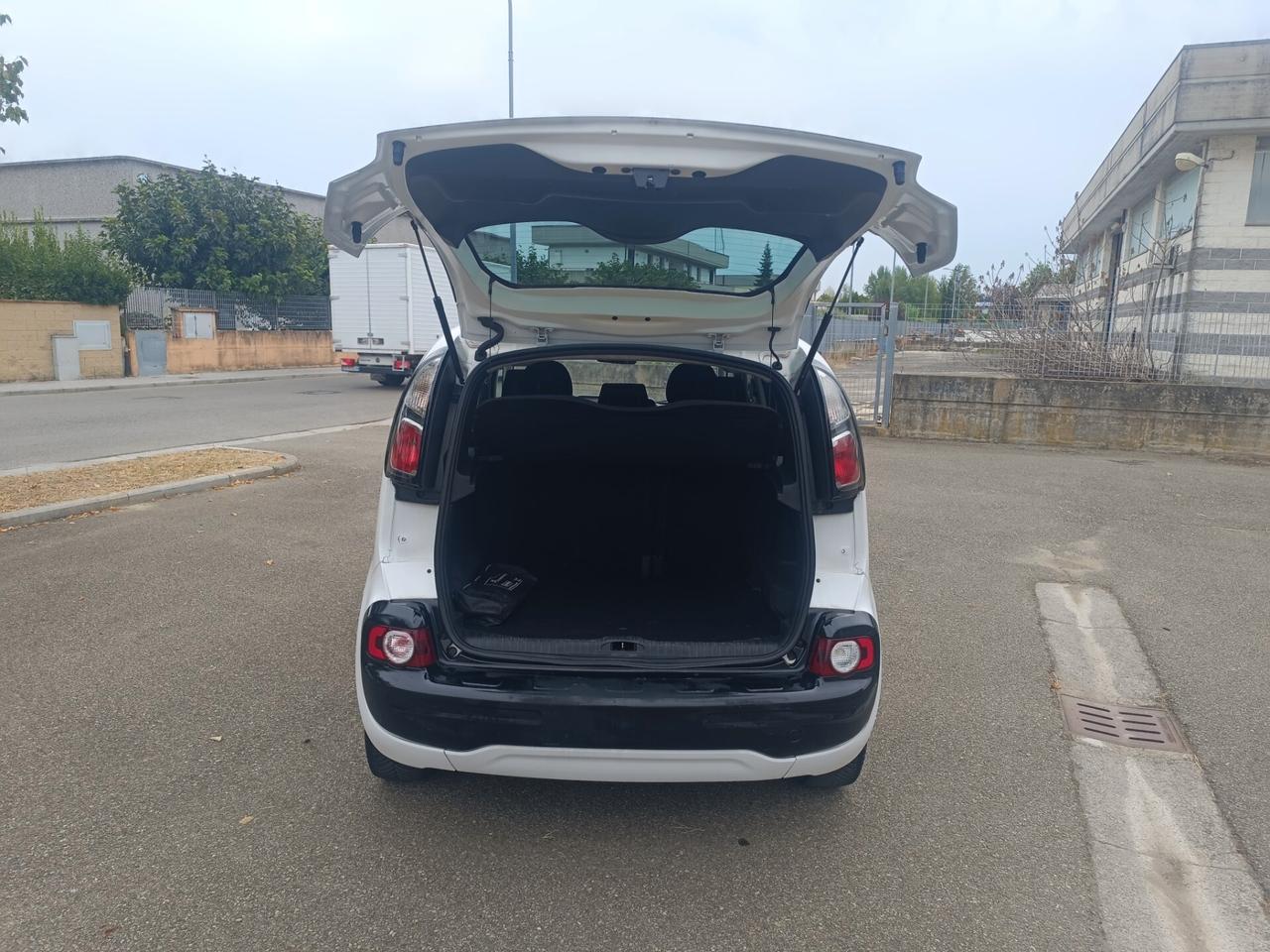 Citroen C3 Picasso 1.6 HDi del 17 SOLO 114.000 KM