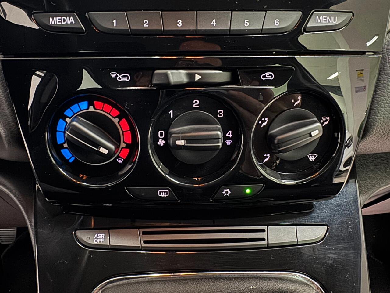 Lancia Ypsilon / 1.2cc 69cv /Benzina/ neopatentati