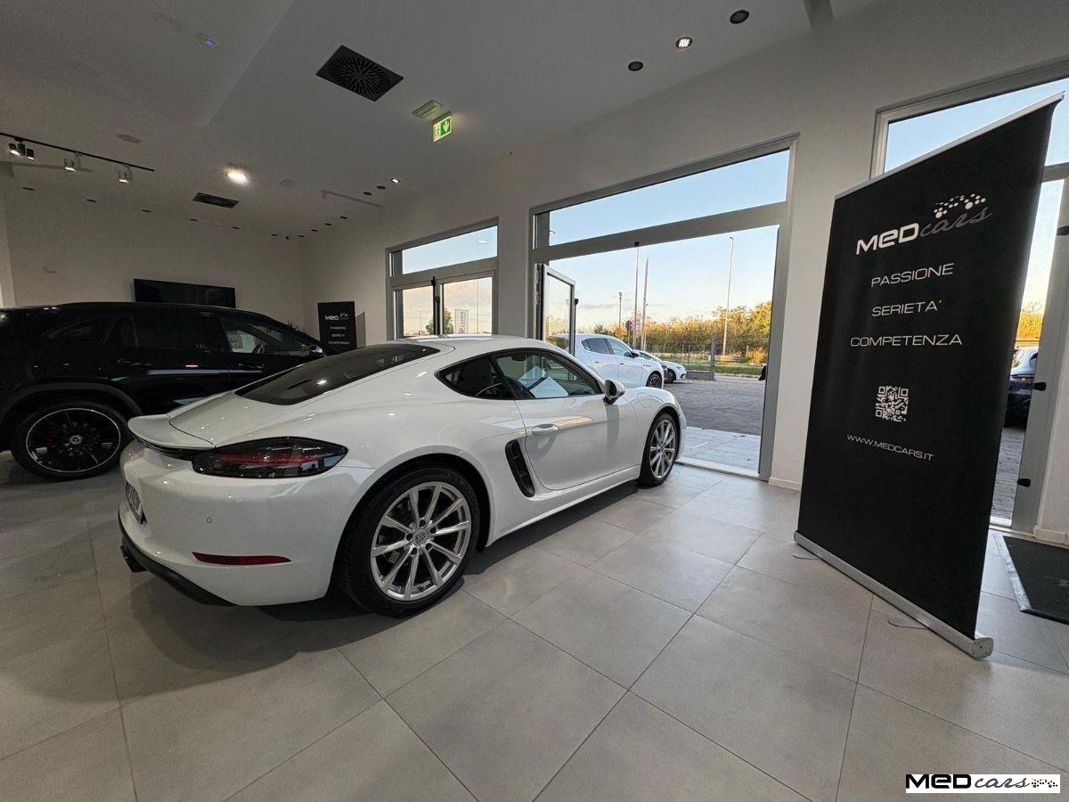 PORSCHE - 718 cayman -