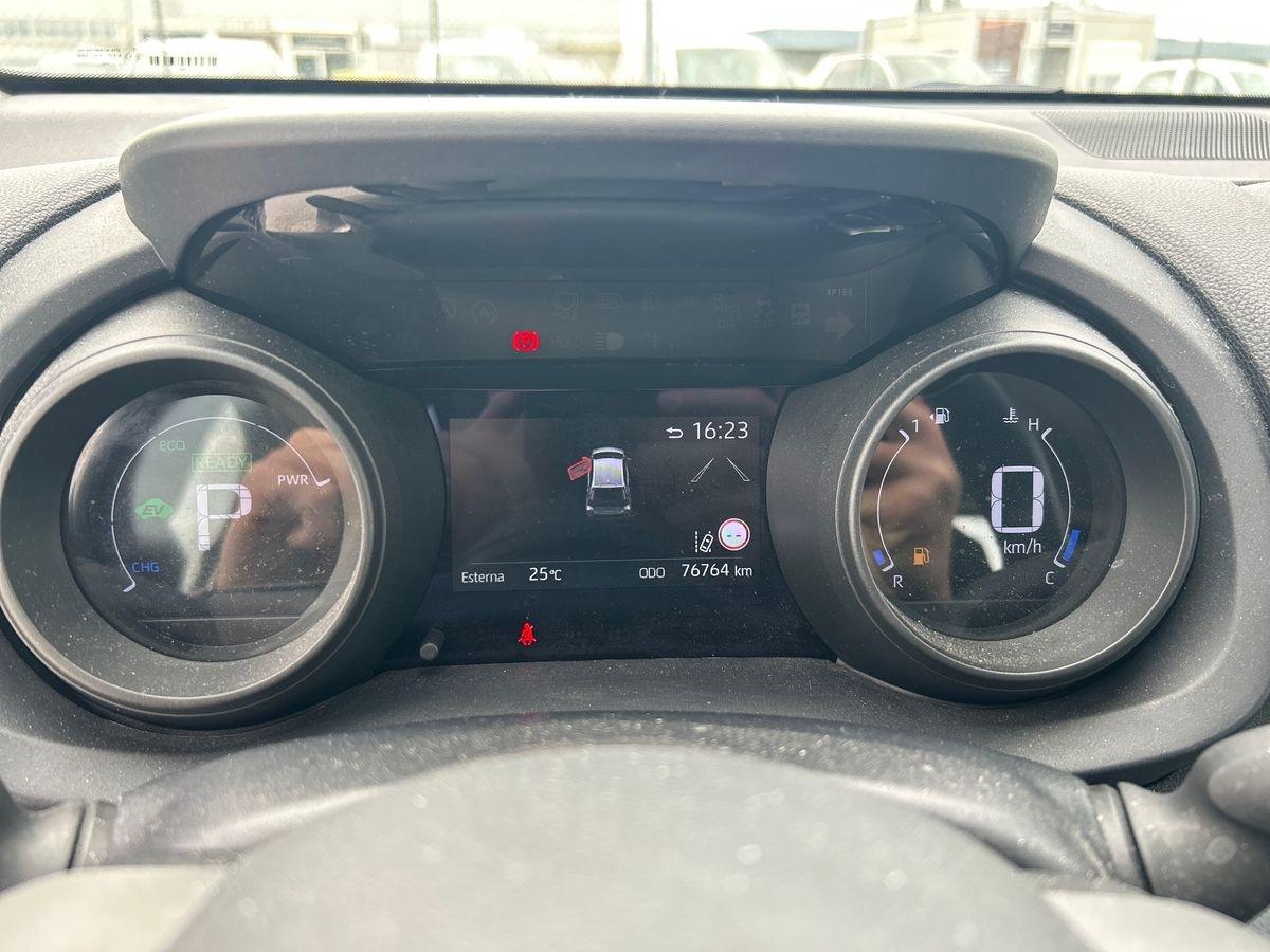 TOYOTA Yaris IV 2020 - Yaris 1.5h Trend
