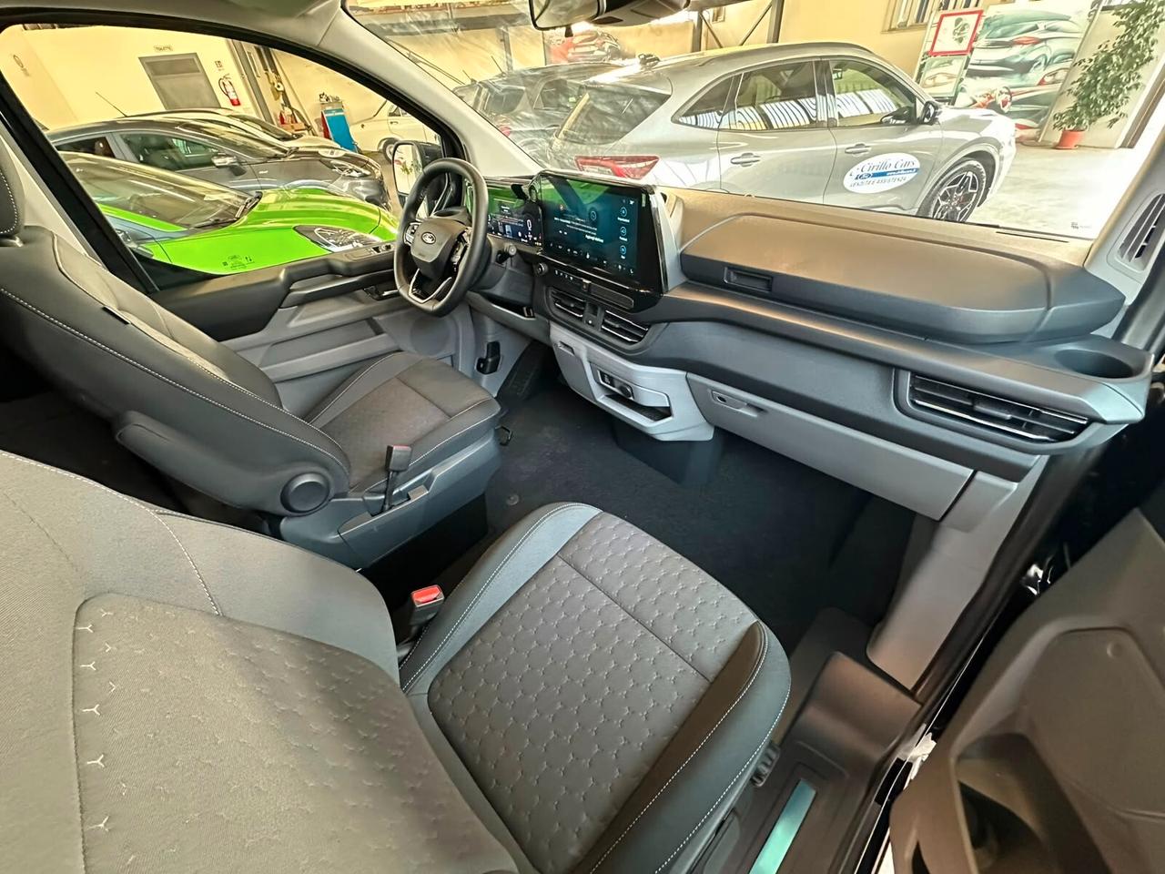 Ford Tourneo Custom Titanium KM0