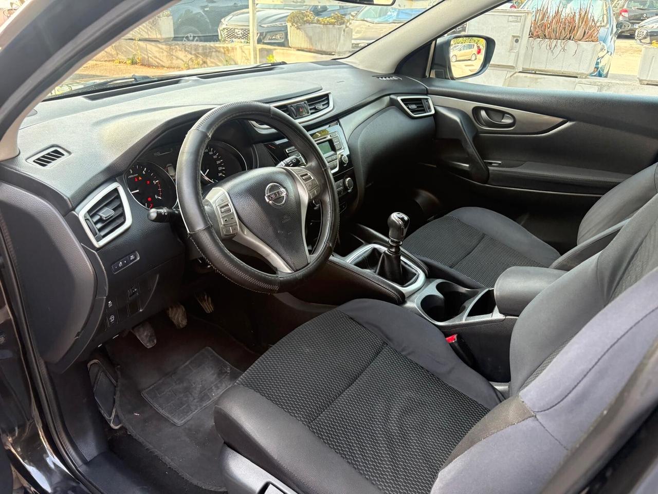 Nissan Qashqai 1.5 dCi Visia