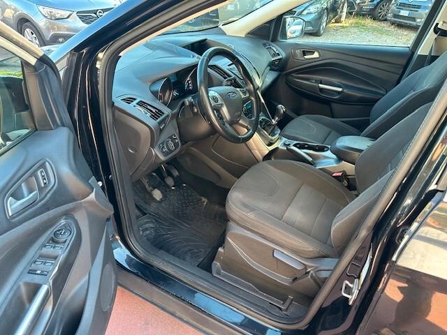 Ford Kuga 2.0 TDCI 115 CV 2WD Titanium