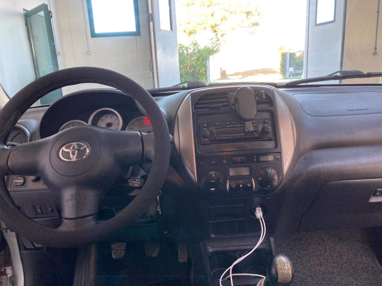 Toyota RAV 4 RAV4 2.0 Tdi D-4D cat 5 porte Sol autocarro