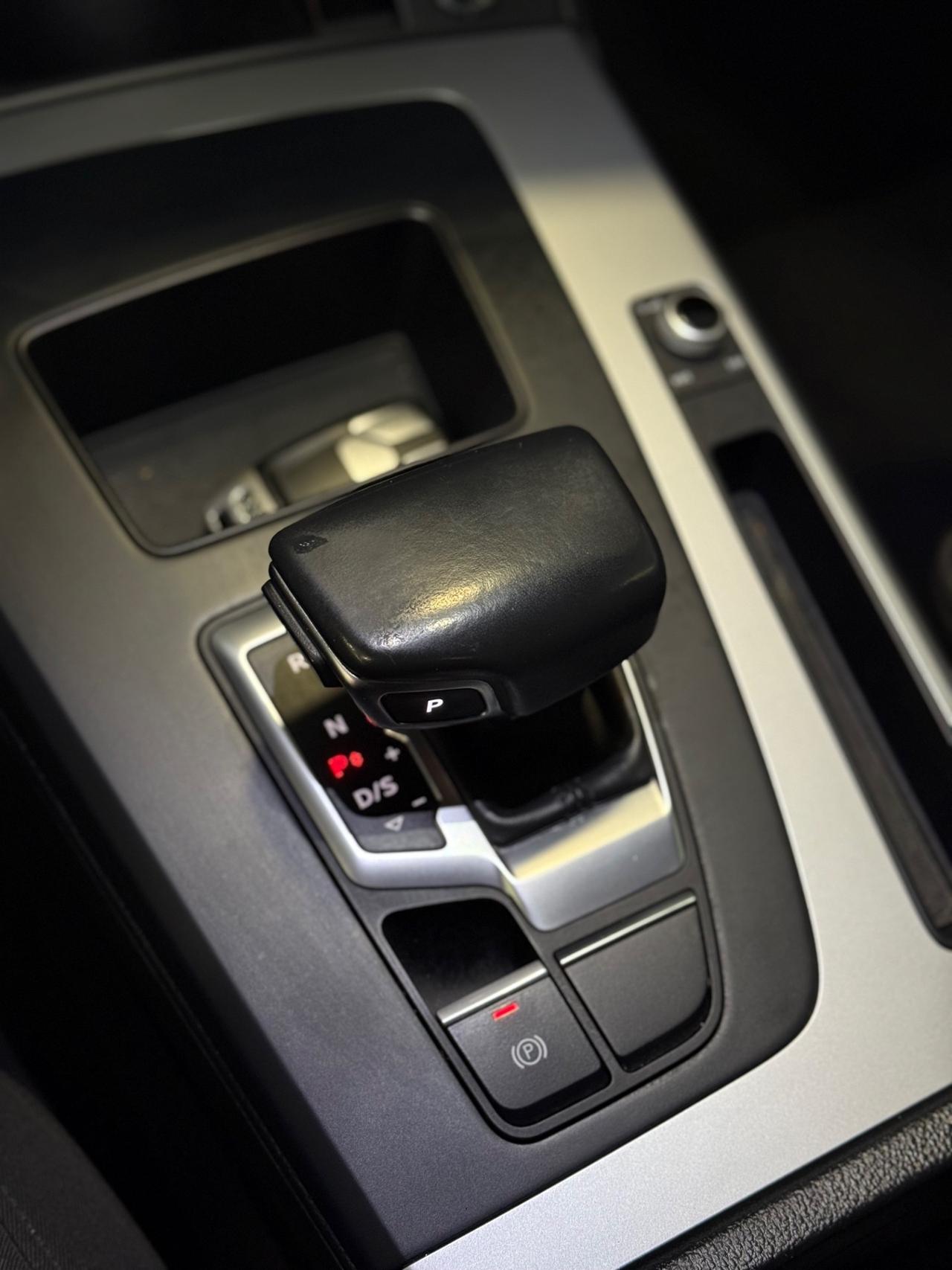 Audi Q5 35 TDI S tronic Business Advanced