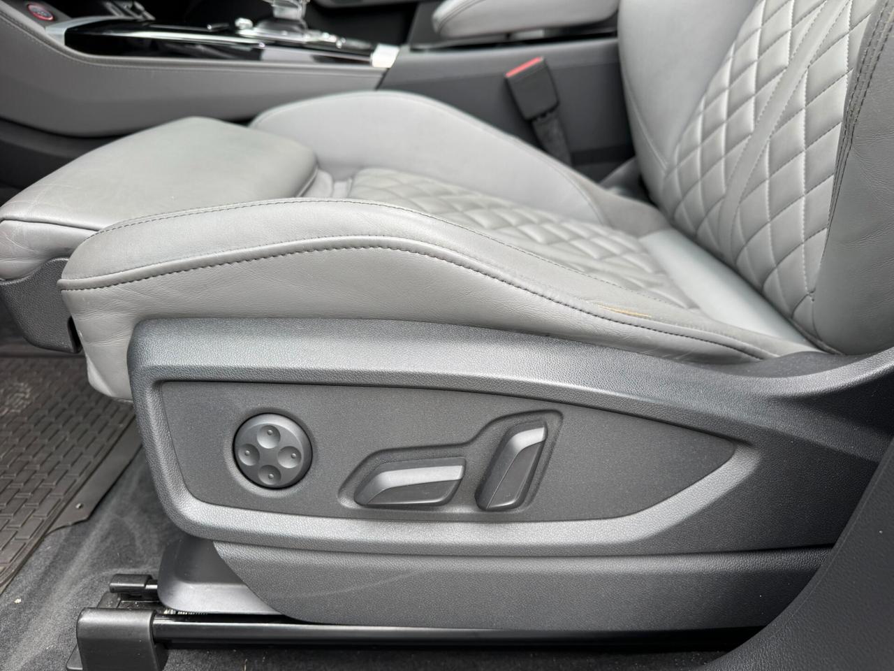 SQ5 SPB TDI 341cv quattro Tetto Matrix R.Lega 21"