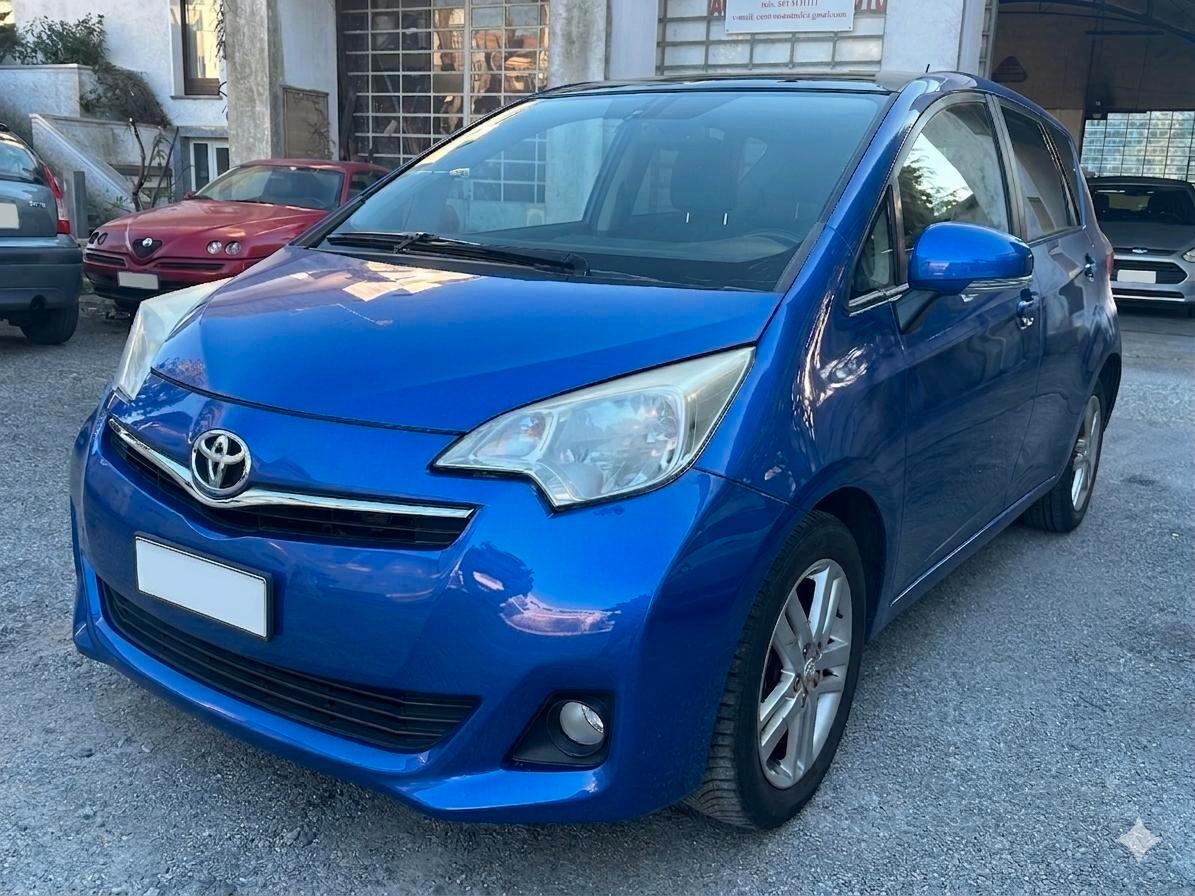 Toyota Verso-S 1.3 CVT Active