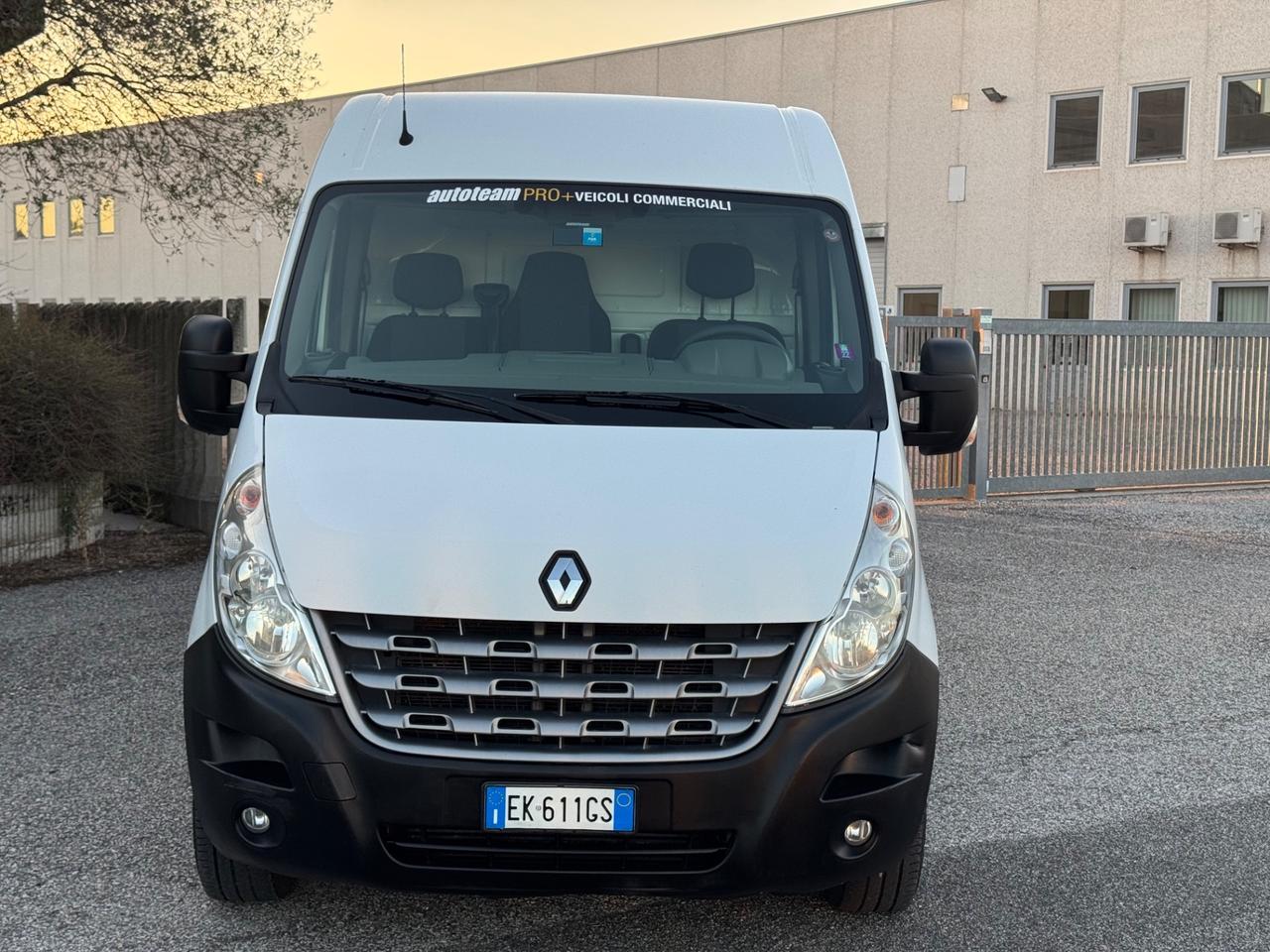 Renault Master 2.3 DCI 125cv L3H2