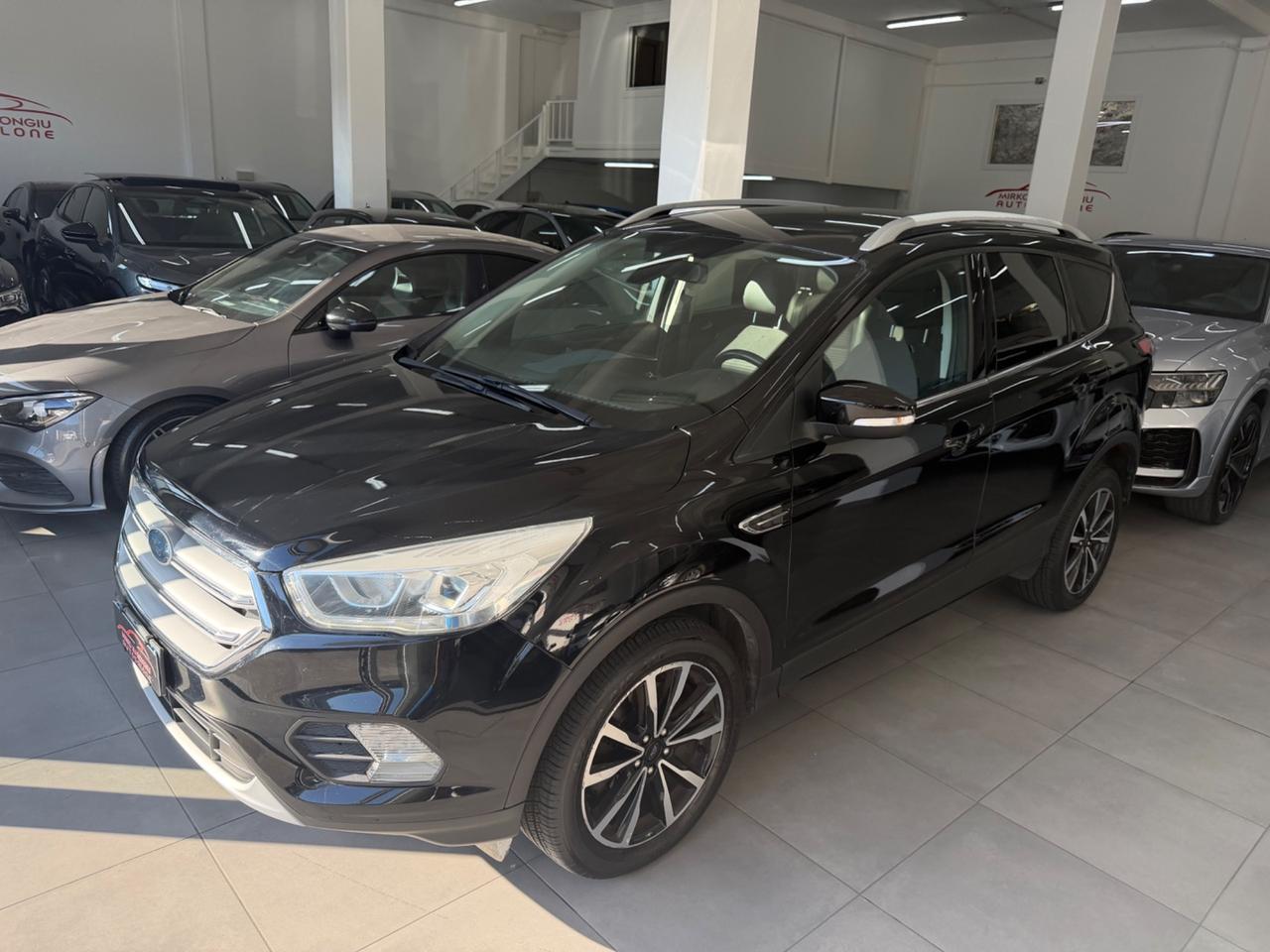 Ford Kuga 1.5 120 CV 2WD ST LINE finanziabile