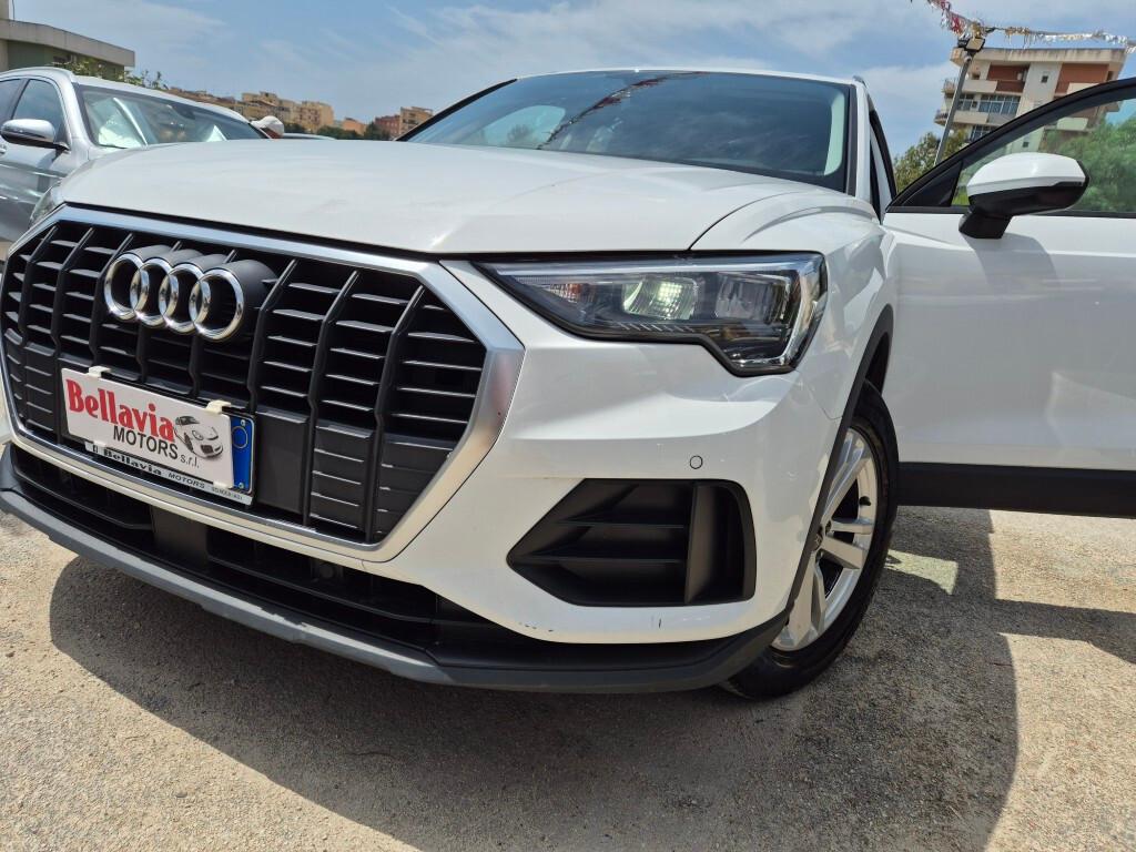 Audi Q3 2.0 TDI 150CV S-tronic