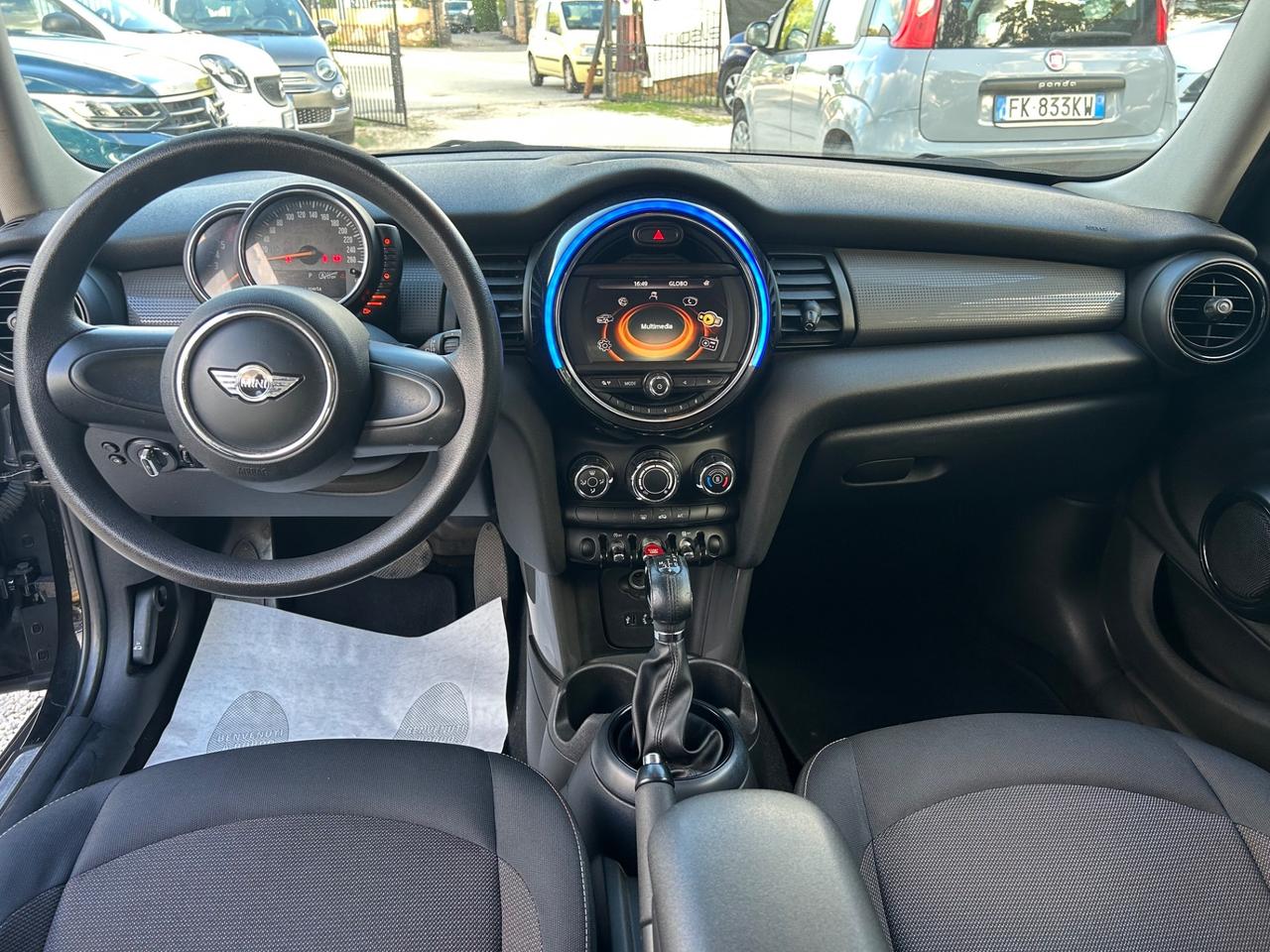Mini 1.5 Cooper D Business 5P NEOPATENTATI AUTO