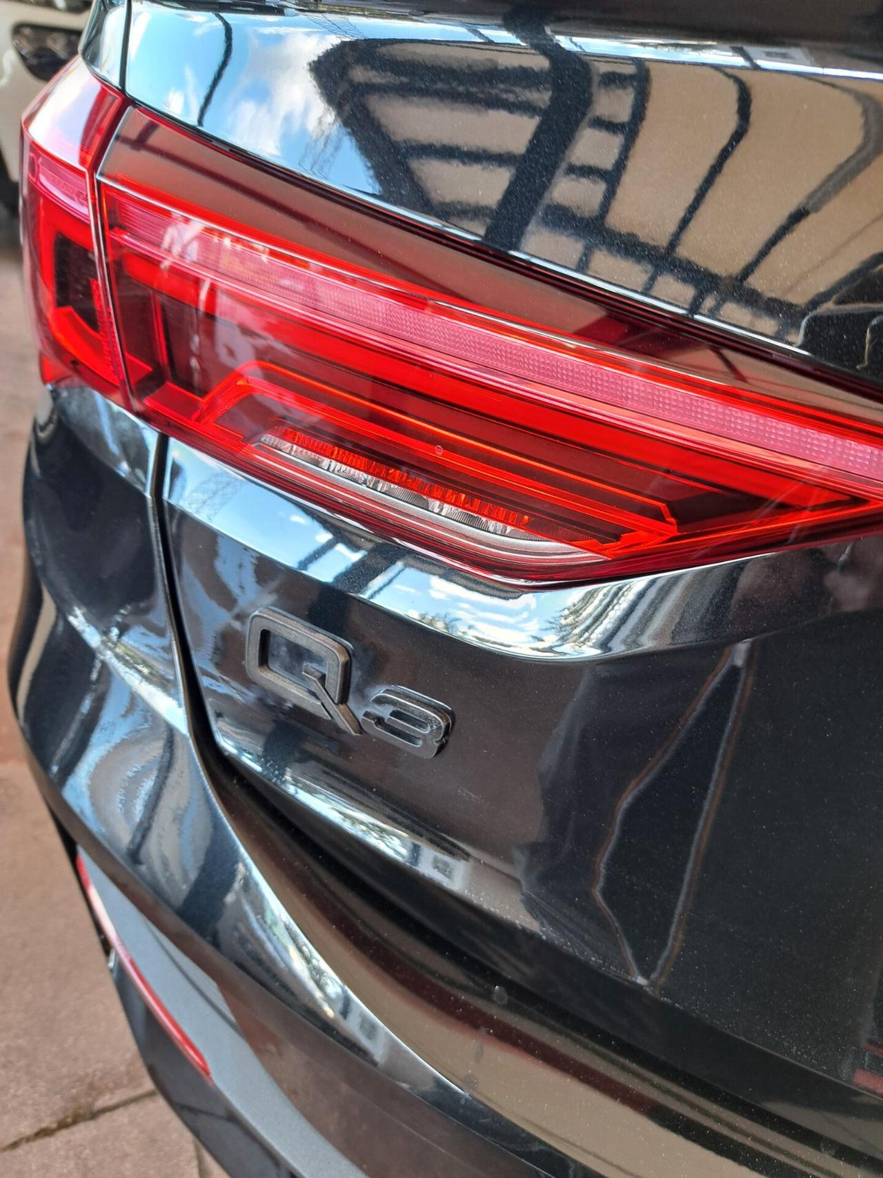 Audi Q3 SPB 2.0 TDI S tronic S-line Edition Autom.