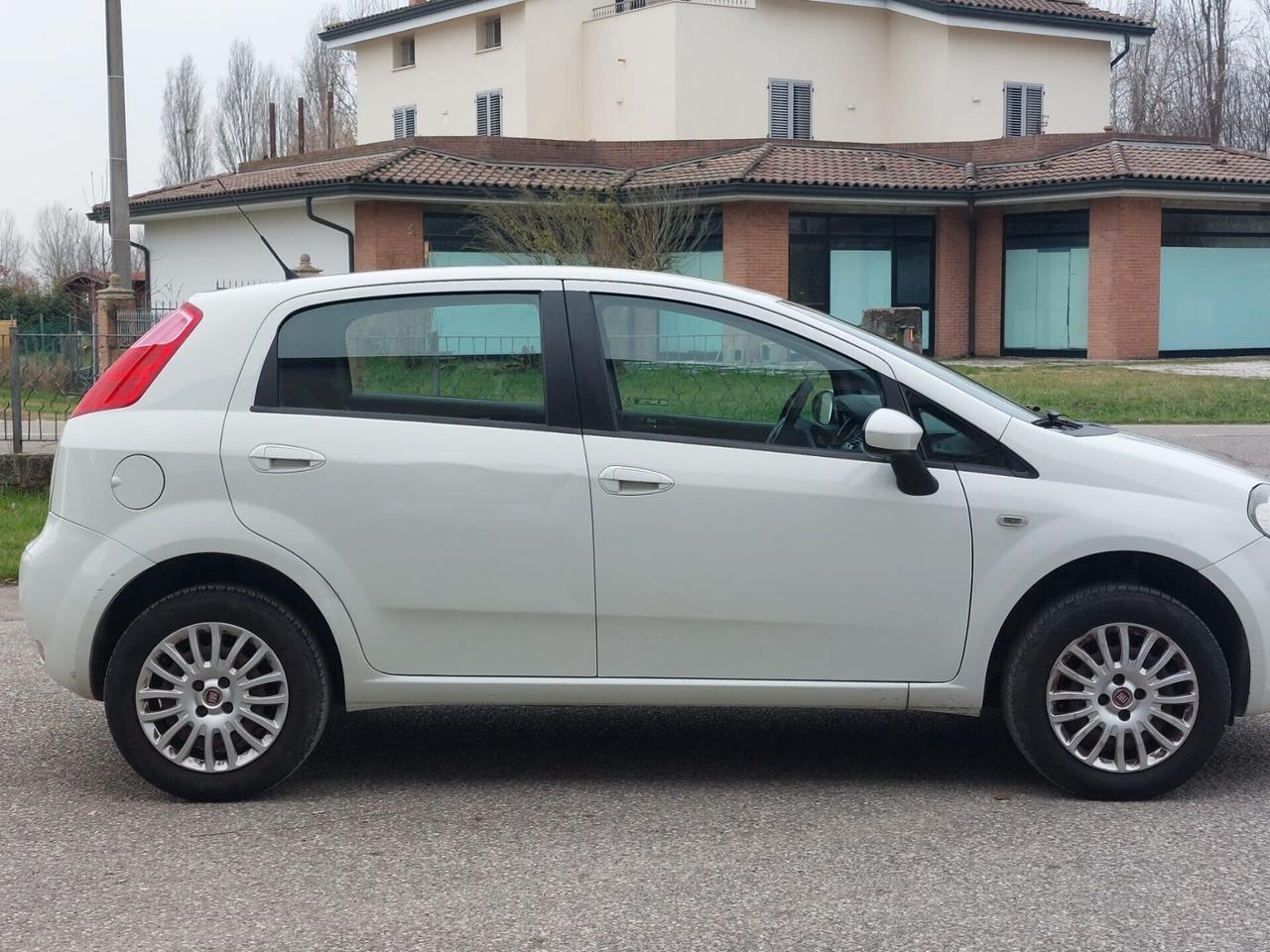 Fiat Punto 1.4 8V 5 porte Natural Power Lounge