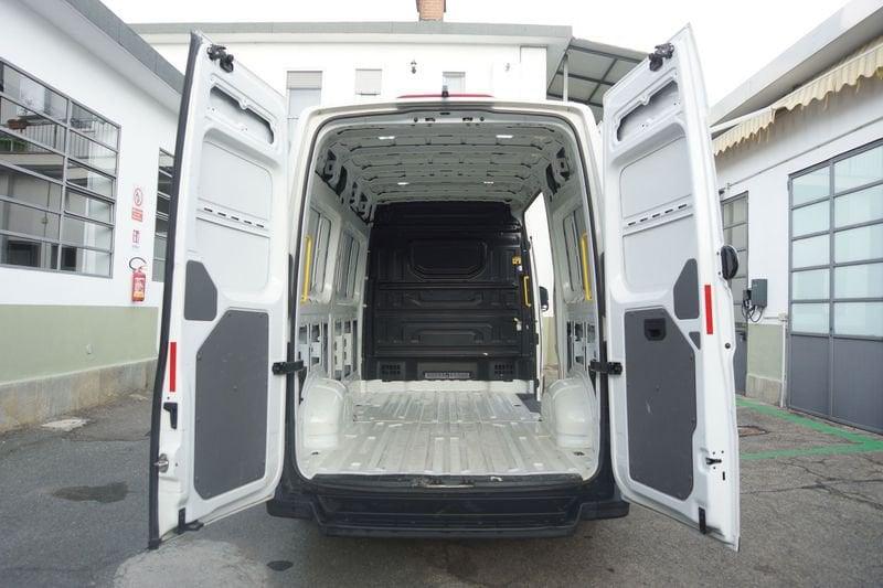 Volkswagen Crafter Crafter 30 2.0 TDI 140CV PM-TM Furgone