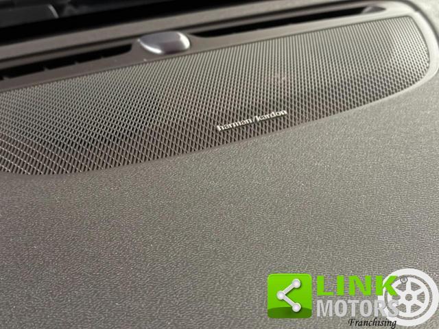 VOLVO V60 D3 Geartronic R-design - IVA -FULL- GANCIO -24MESI