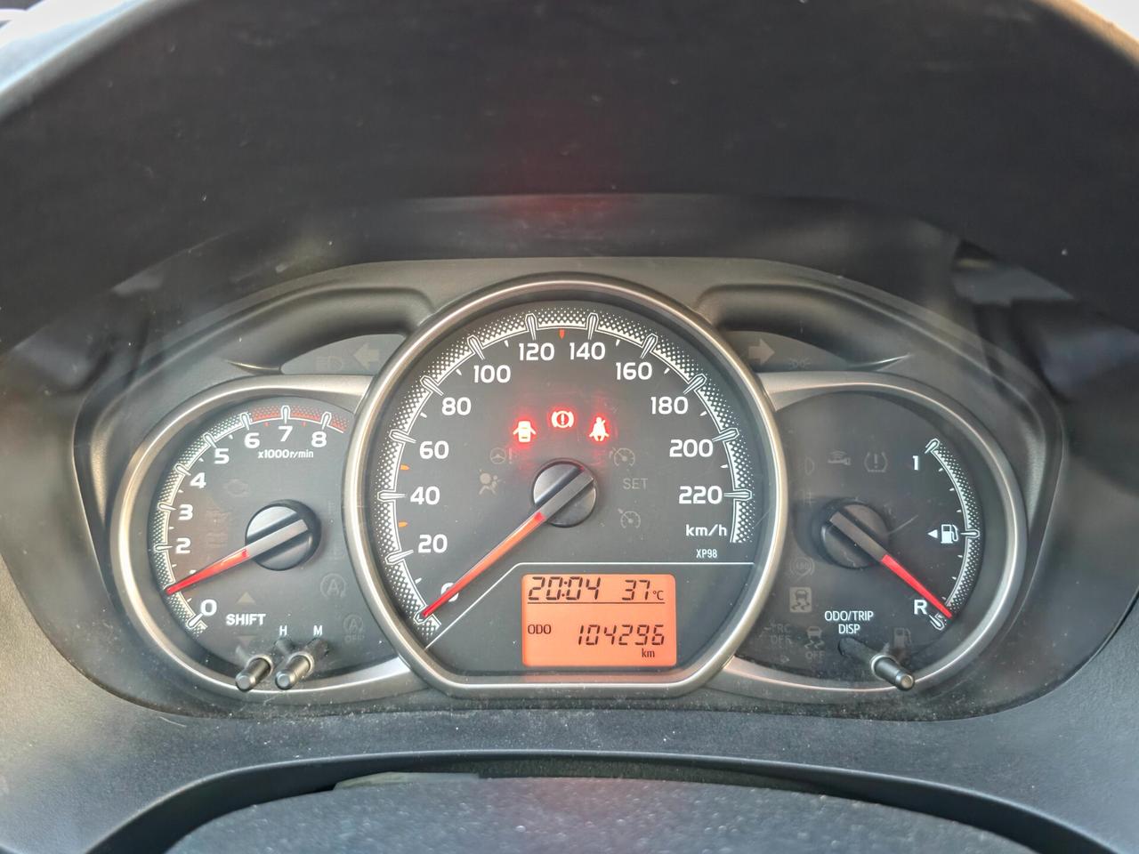 Toyota Yaris 1.0 5 porte Lounge CV-69 E6 Manuale NEO 2015
