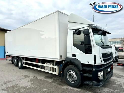 IVECO STRALIS 360, cassa isotermica con sponda retrattile, 2015, km 450.000