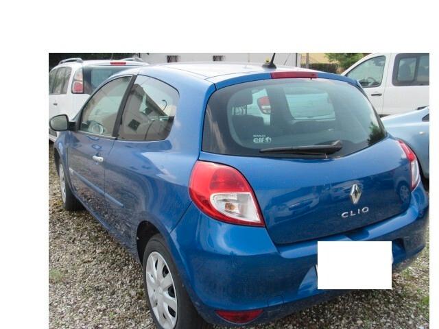 Renault Clio 1.2 16V 3 porte Confort NEOPATENTATI
