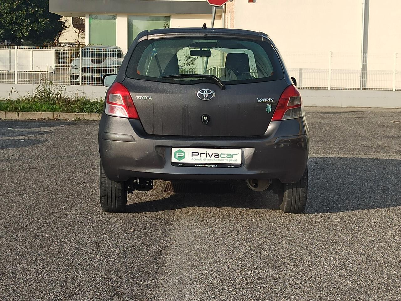 Toyota Yaris 1.0 5 porte