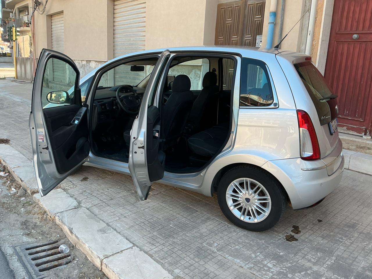 Lancia MUSA 1.3 Mjt 95 CV Gold