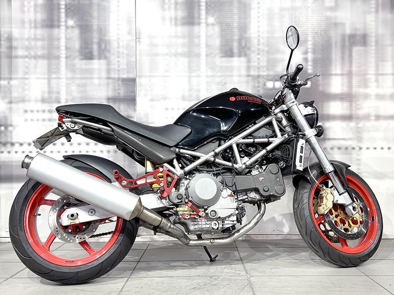 Ducati Monster S4 916