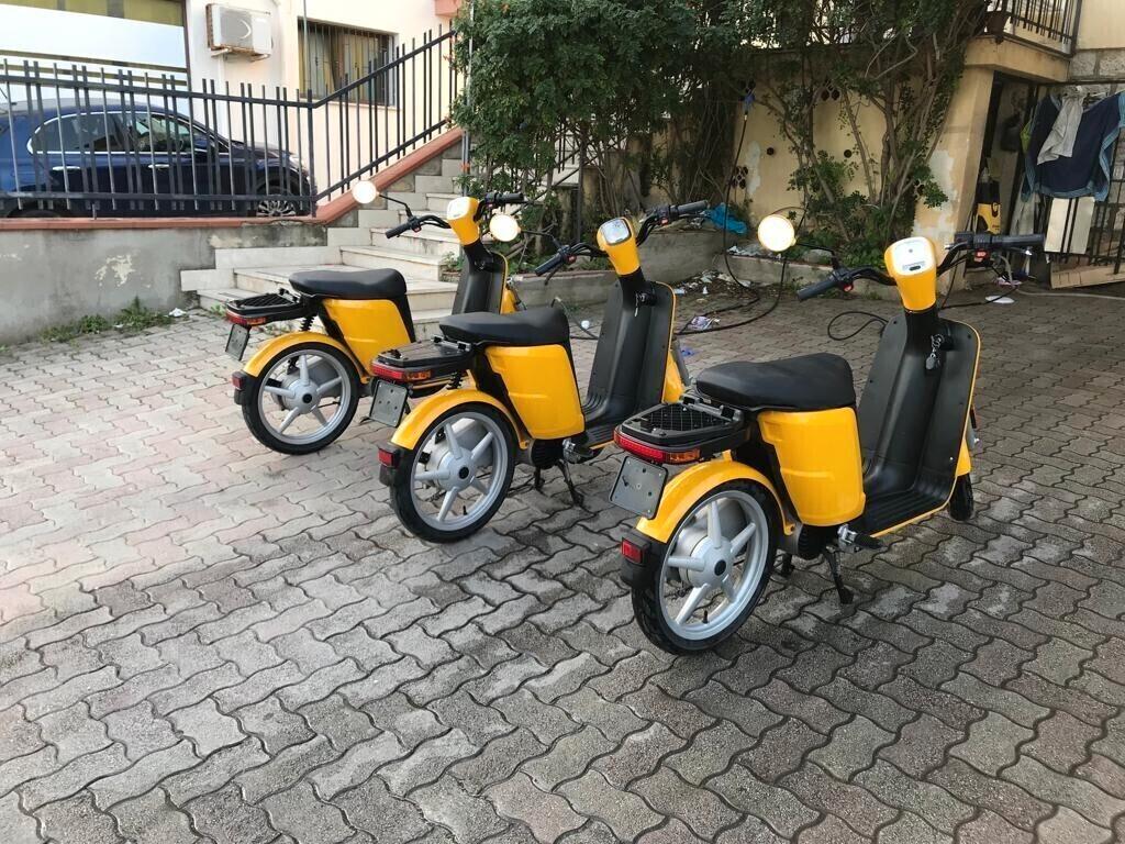 ASKOLL ES2 YELLOW 50 CC ELETTRICO ANNO 2018/19 ( MADE IN ITALY ) A PARTIRE DA € 400,00 CON ACQUISTO MINIMO 10 PEZZI
