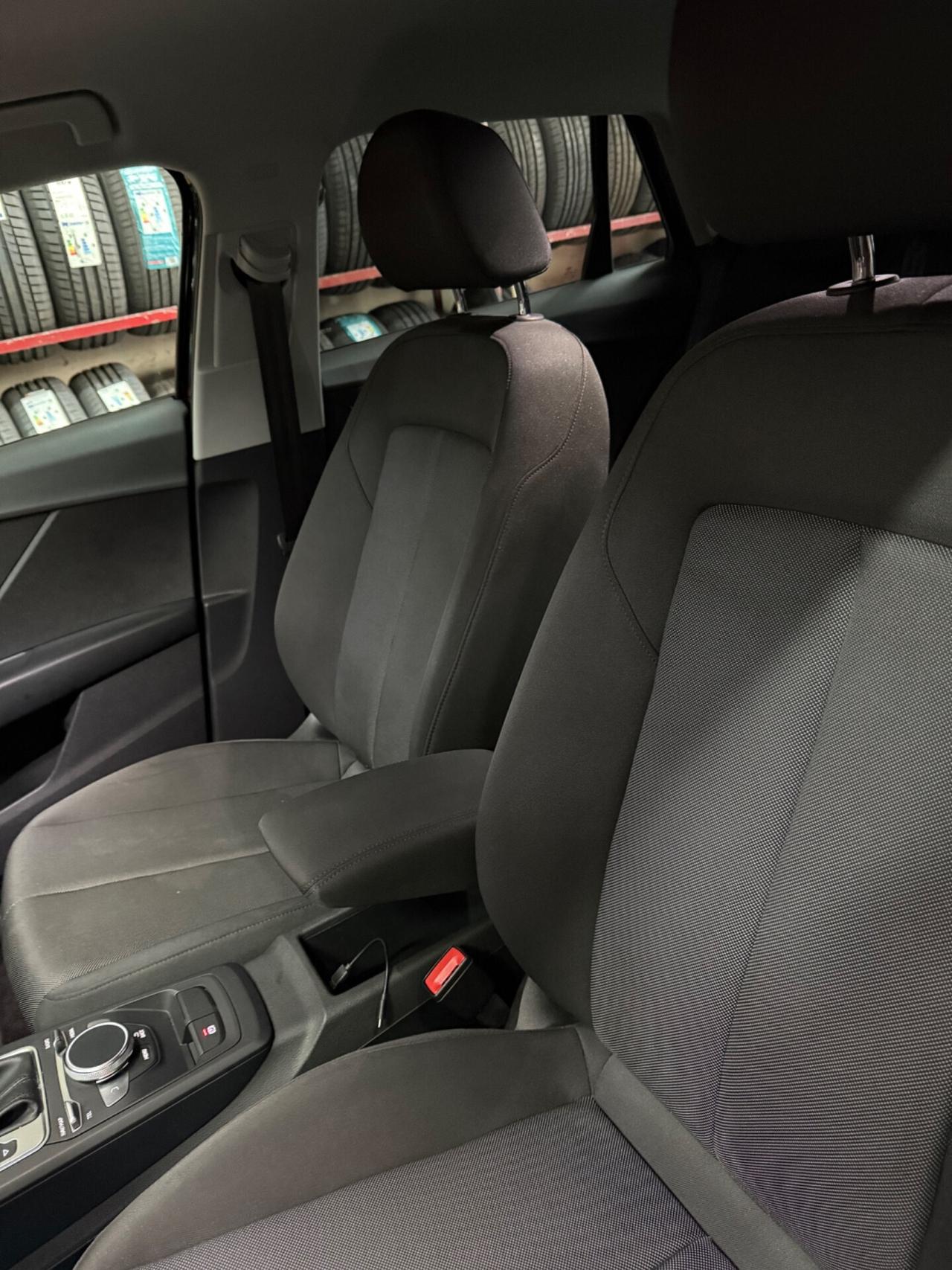 Audi Q2 30 TDI 116CV S tronic IDENTITY BLACK