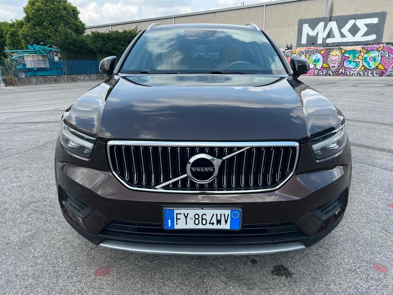 Volvo XC40 D3 Inscription * AUTOCARRO N1