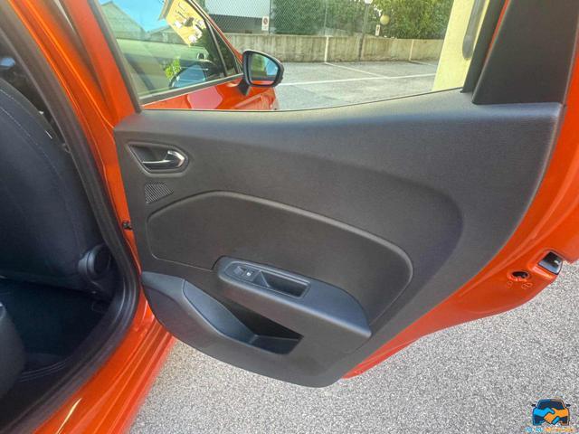 RENAULT Clio TCe 90 CV 5 porte Evolution