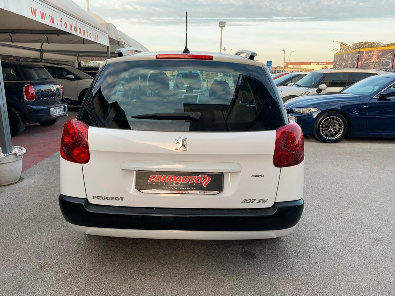 Peugeot 207 1.6 HDi 90CV 5p. 99g