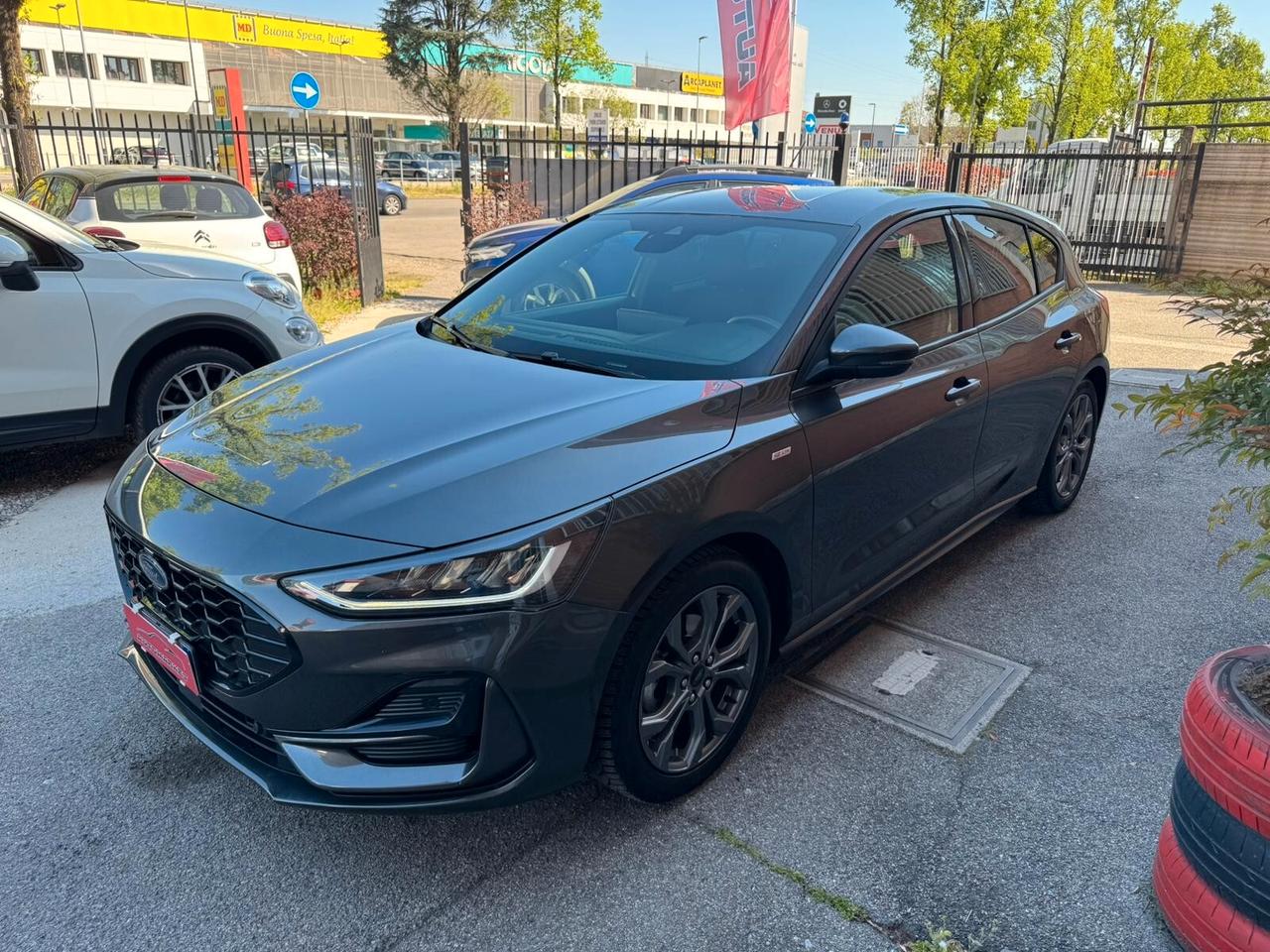 Ford Focus 1.0 EcoBoost Hybrid 125 CV Powershift 5p. ST-Line