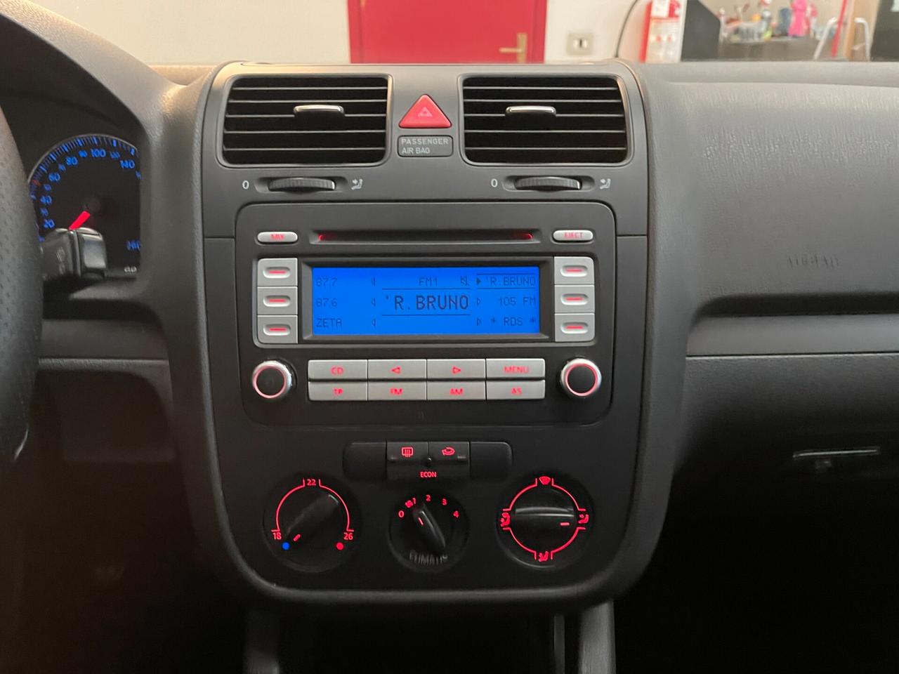 Volkswagen Golf ConfortLine 1.6 5porte-Ok Neopatentati-LEGGI SOTTO