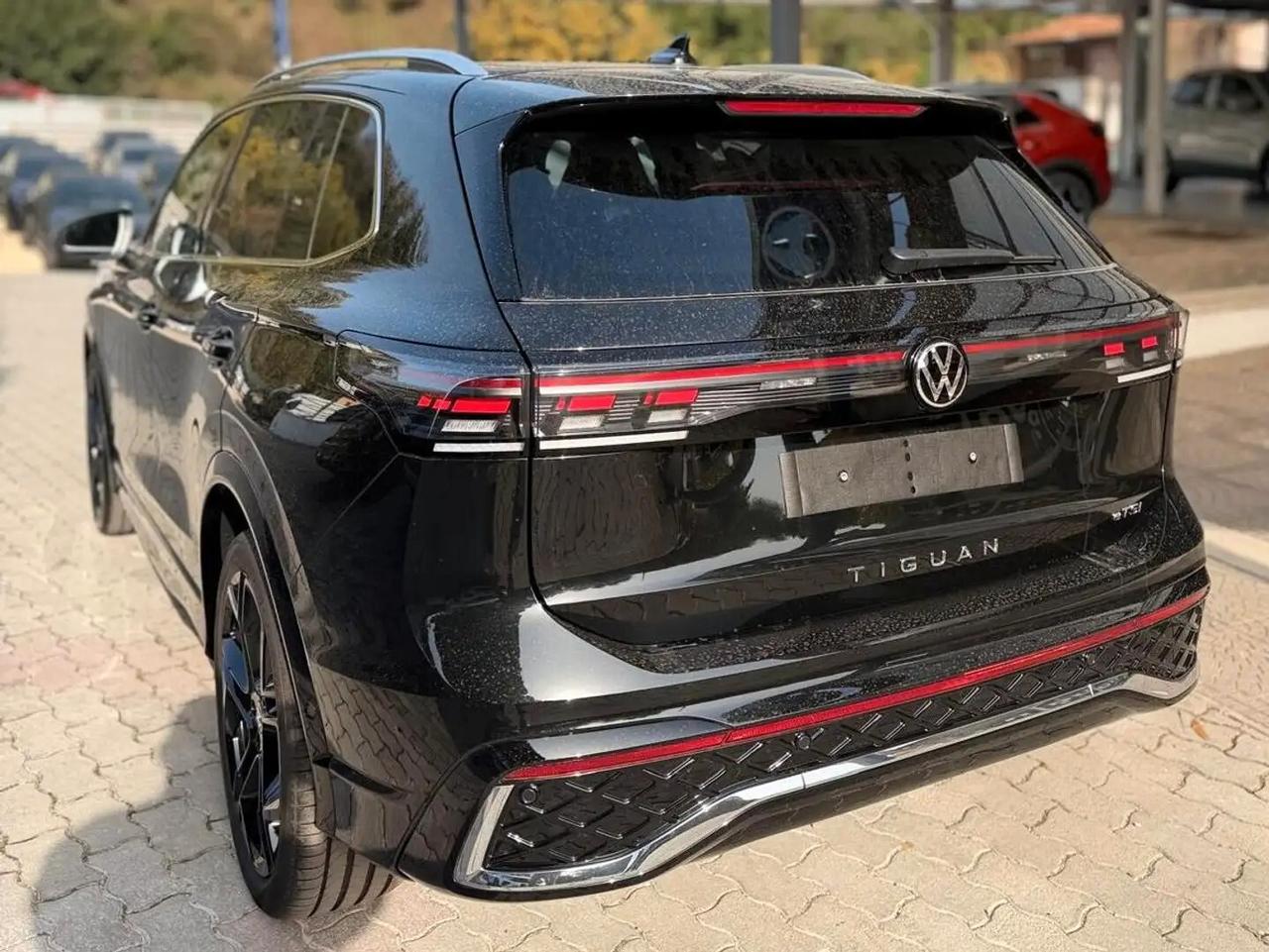 Volkswagen Tiguan 1.5 eTSI 150 CV ACT DSG R-Line