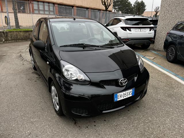 TOYOTA Aygo 1.0 12V VVT-i 5 porte Sol Connect