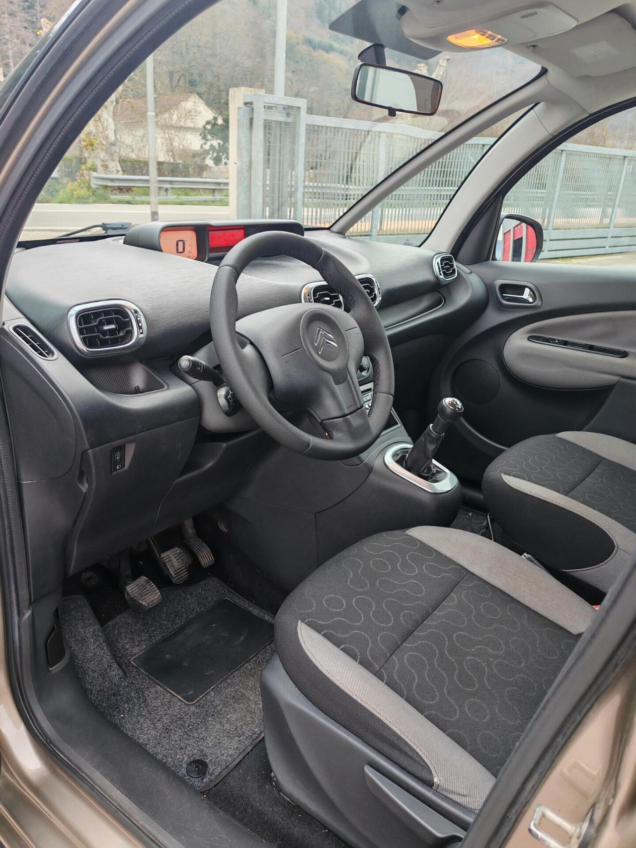 Citroen C3 Picasso 1.6 HDi 90 Exclusive Theatre