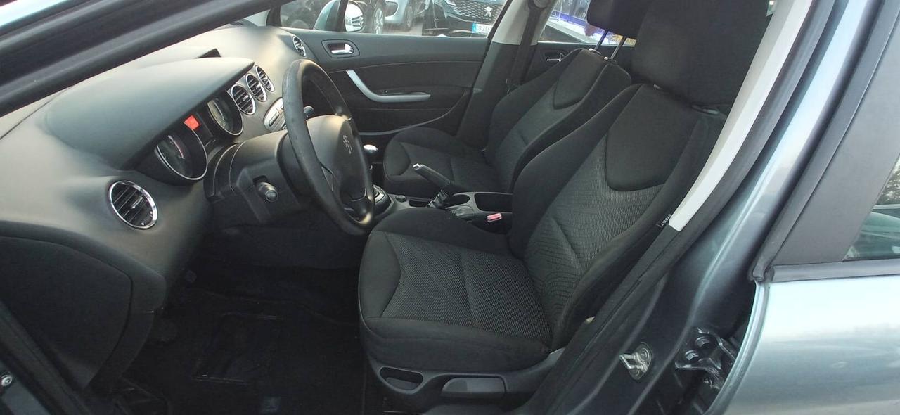 Peugeot 308 1.6 HDi 93CV