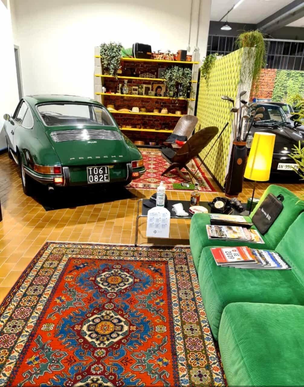 993 911 Porsche Carrera 4 Coupé Book Service Asi